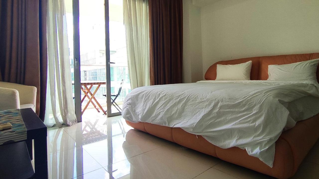 Penthouse On 34 - The Highest Unit And Views In Regalia & Private Rooftop Terrace Kuala Lumpur