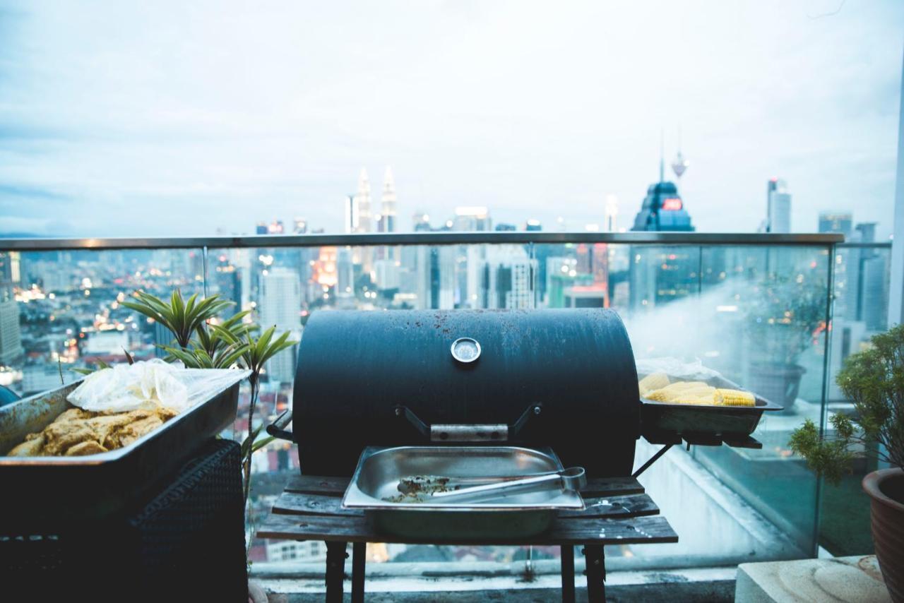 Penthouse On 34 - The Highest Unit And Views In Regalia & Private Rooftop Terrace Hostel Kuala Lumpur