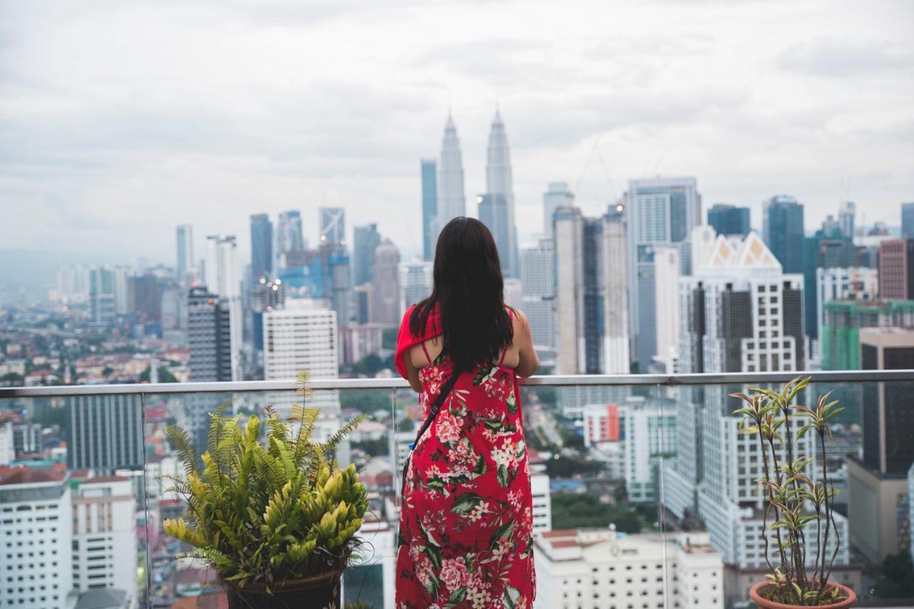 Penthouse On 34 - The Highest Unit And Views In Regalia & Private Rooftop Terrace Kuala Lumpur