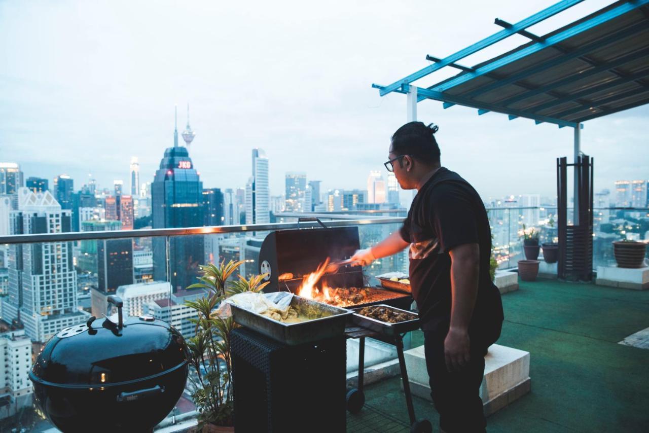 Penthouse On 34 - The Highest Unit And Views In Regalia & Private Rooftop Terrace Kuala Lumpur