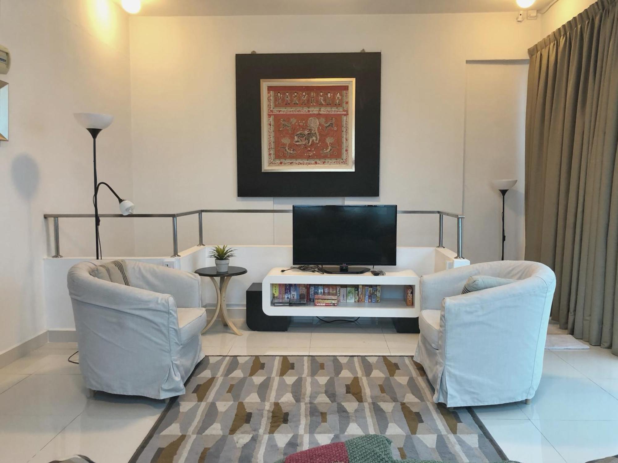 Hostel Penthouse On 34 - The Highest Unit And Views In Regalia & Private Rooftop Terrace