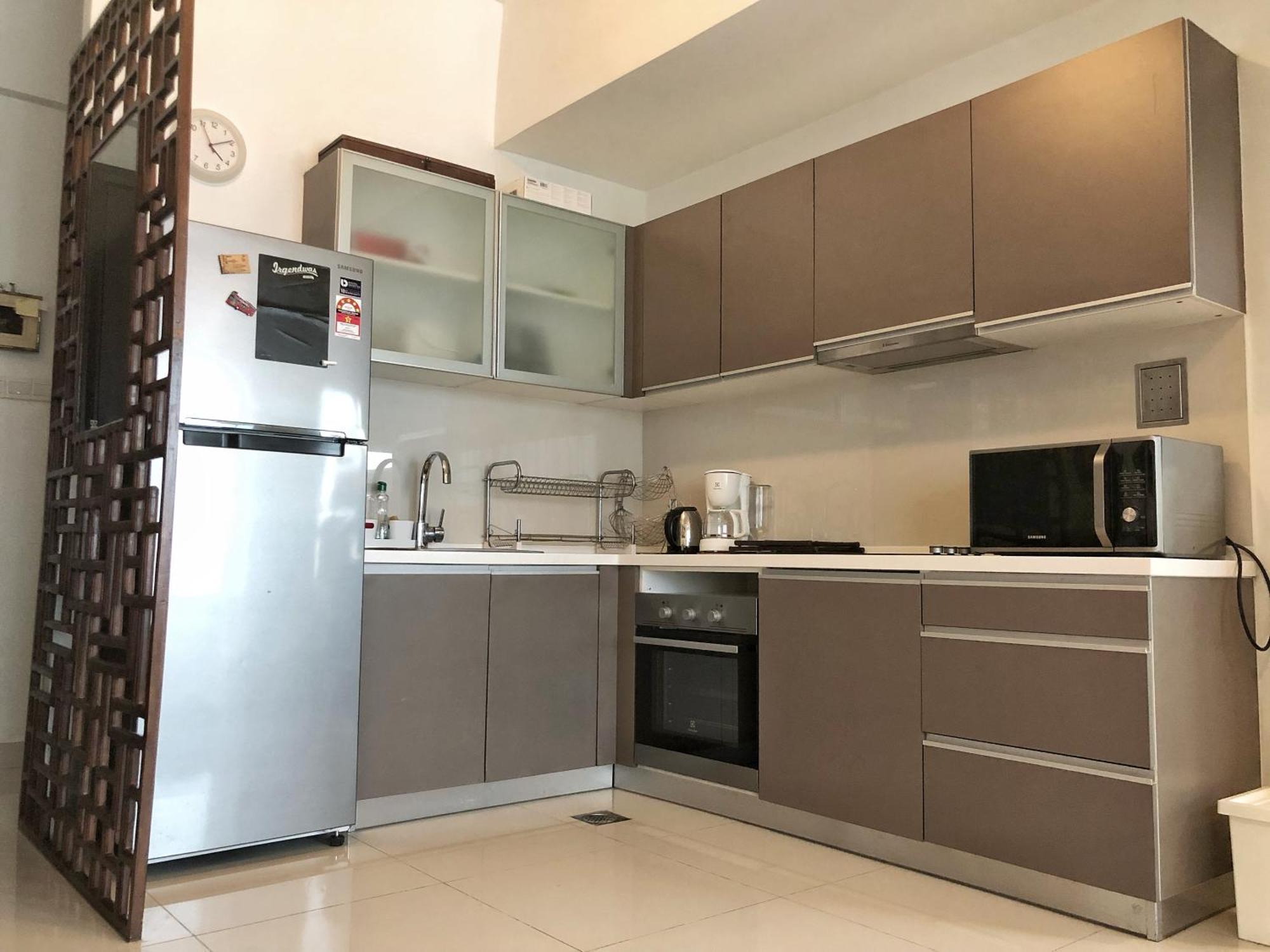Hostel Penthouse On 34 - The Highest Unit And Views In Regalia & Private Rooftop Terrace *