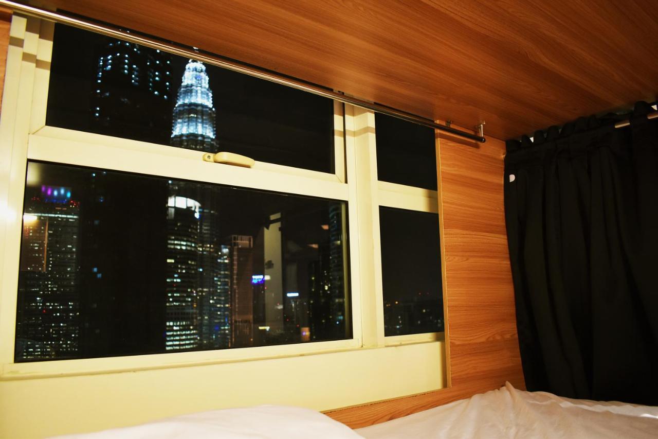 Hostel Penthouse On 34 - The Highest Unit And Views In Regalia & Private Rooftop Terrace