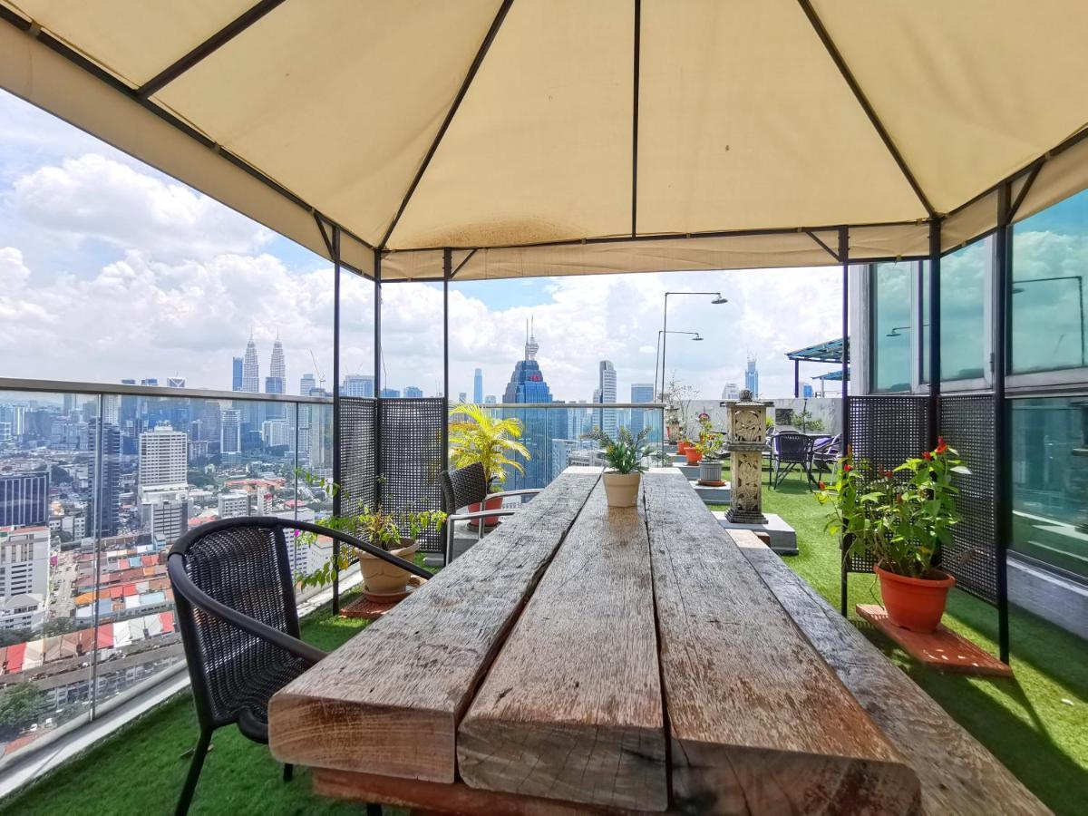 Penthouse On 34 - The Highest Unit And Views In Regalia & Private Rooftop Terrace Kuala Lumpur